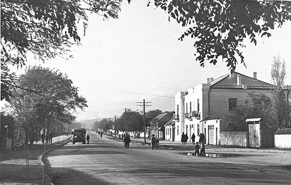 Улица М. Гаджиева, 1948 год. (фото Морозова) Улица М. Гаджиева, 1948 год. (фото Морозова)