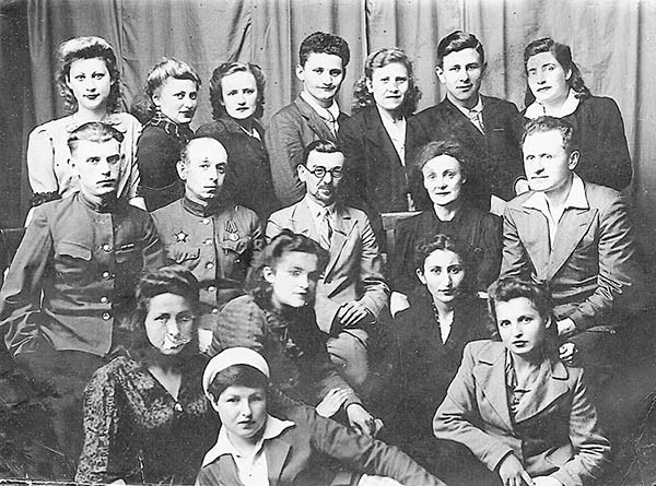 Студенты Дагмединститута, послевоенные годы Студенты Дагмединститута, послевоенные годы