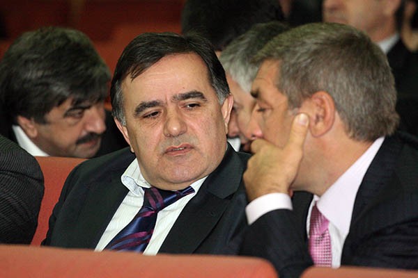 У Азади Рагимова есть шанс на второе пришествие... У Азади Рагимова есть шанс на второе пришествие...