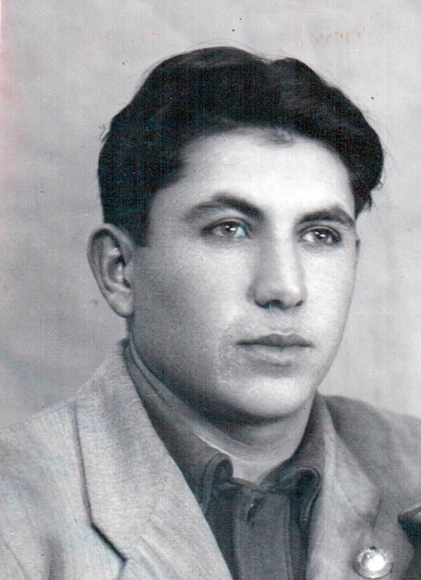 Исмаил Махулов, полковник МВД в отставке Исмаил Махулов, полковник МВД в отставке