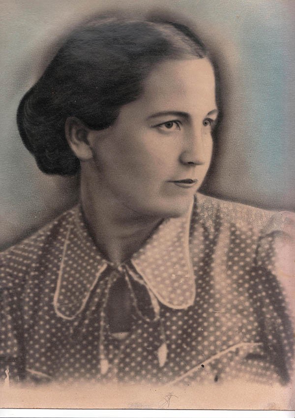 Ольга Филиппова-Васильева (мать), 1930–940-е гг. Ольга Филиппова-Васильева (мать), 1930–940-е гг.