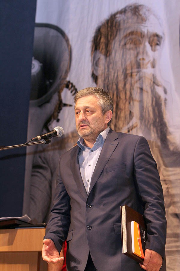 Жамалдин Алиев, заместитель генерального директора канала “ННТ” Жамалдин Алиев, заместитель генерального директора канала “ННТ”
