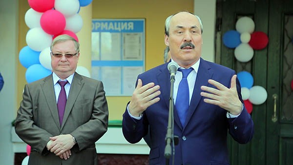 Рамазан Абдулатипов, как всегда, был эмоционален и искренен со слушателями... Рамазан Абдулатипов, как всегда, был эмоционален и искренен со слушателями...