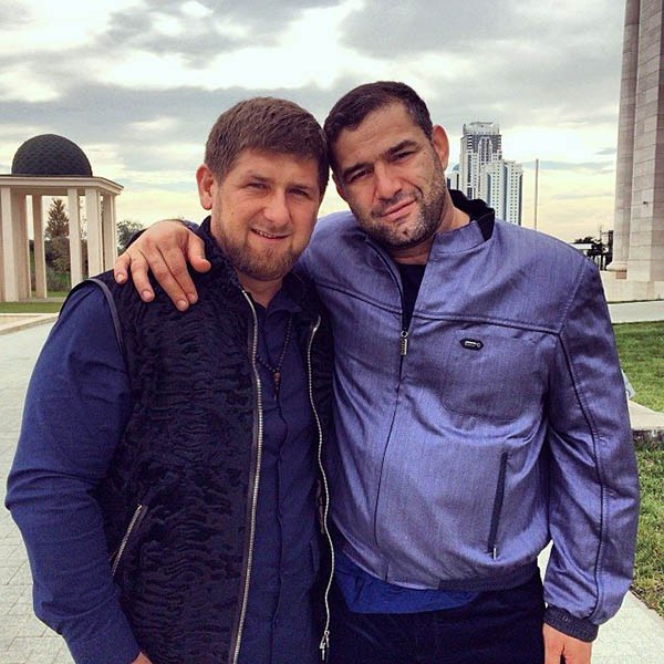 Дружба Рамзана Кадырова и Сагида Муртазалиева нравится не многим политикам Дружба Рамзана Кадырова и Сагида Муртазалиева нравится не многим политикам
