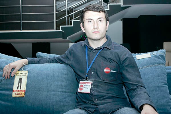 Магомед-Запир Гасанов — менеджер компании “ROM” Магомед-Запир Гасанов — менеджер компании “ROM”