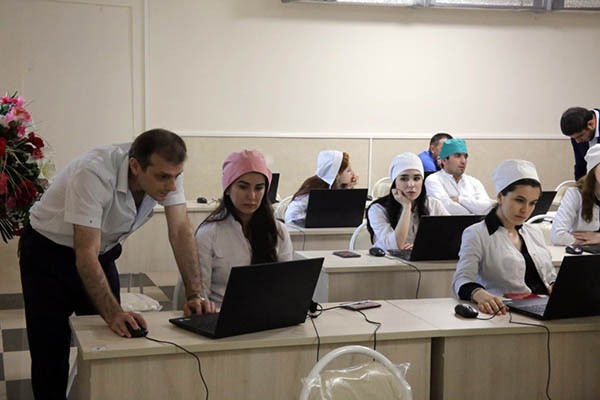 Первый уровень первичной аккредитации – компьютерное тестирование позволит проверить теоретические знания молодых специалистов