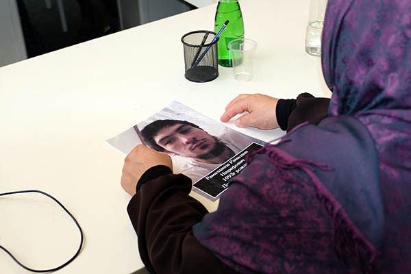 В материалах дела о пропаже молодых людей до сих пор не было фотографий похищенных В материалах дела о пропаже молодых людей до сих пор не было фотографий похищенных