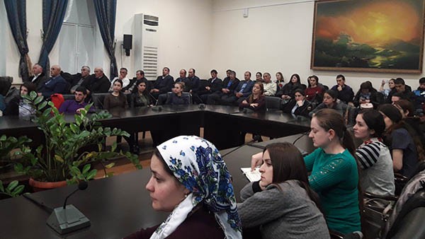 Студенты ДГУ– выходцы из Дахадаевского района – приняли активное участие в обсуждении Студенты ДГУ– выходцы из Дахадаевского района – приняли активное участие в обсуждении
