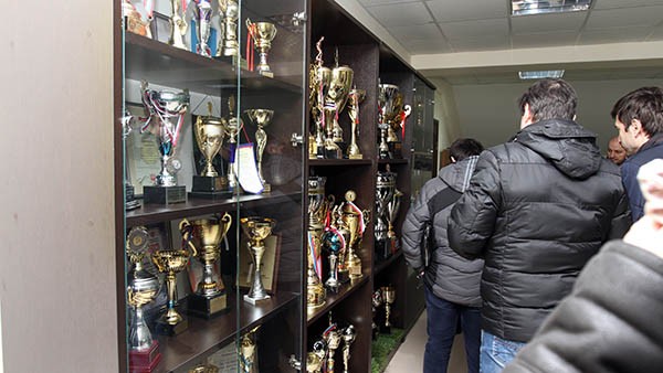 Молодёжи «Анжи» есть к каким наградам стремиться... Молодёжи «Анжи» есть к каким наградам стремиться...
