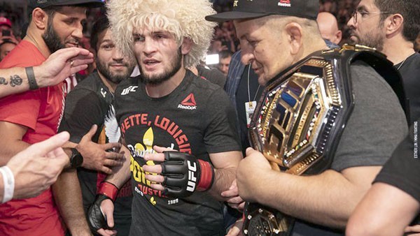 Первый бой Хабиба в UFC, когда рядом был отец Первый бой Хабиба в UFC, когда рядом был отец