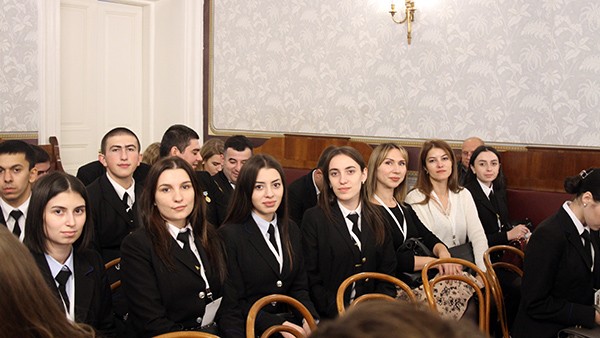 «Грызем гранит науки» «Грызем гранит науки»