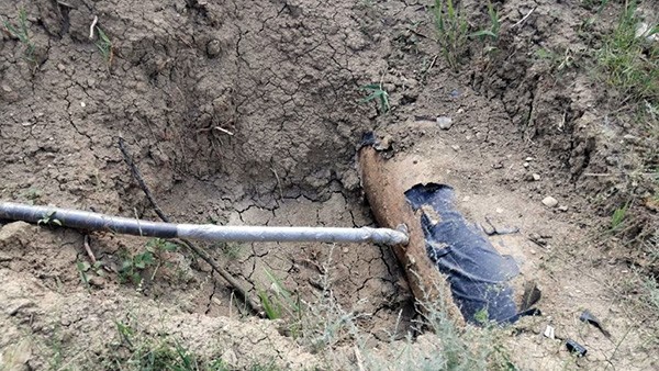 Дырявые и ржавые трубы – причина огромных потерь воды Дырявые и ржавые трубы – причина огромных потерь воды
