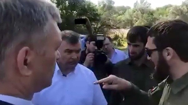 Для Погорелова (или любого другого главы района) соседство с Чечнёй придаёт особую “пикантность”