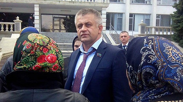 Махач Пайзулаев в списки кандидатов не вошёл: он стал «токсичен» Махач Пайзулаев в списки кандидатов не вошёл: он стал «токсичен»