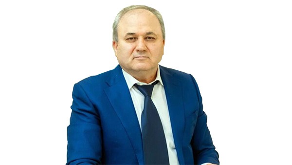 Генеральный директор ООО «Целитель» Шихамир Магомедов Генеральный директор ООО «Целитель» Шихамир Магомедов