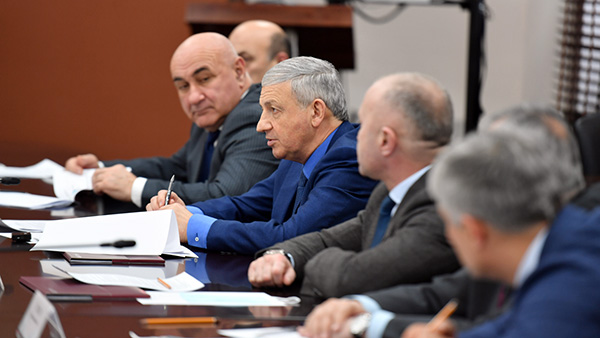 Глава и представители Правительства РСО-Алании Глава и представители Правительства РСО-Алании